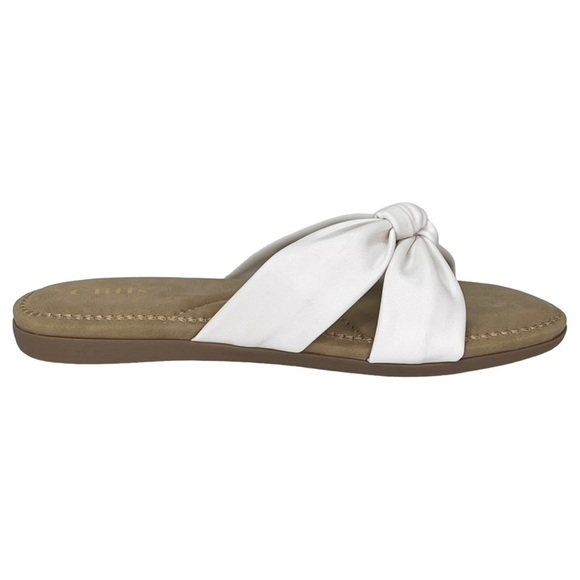 Cliffs White Mountain Favorite White Faux Leather Womens Slide Sandals Size 10M - Picture 4 of 12
